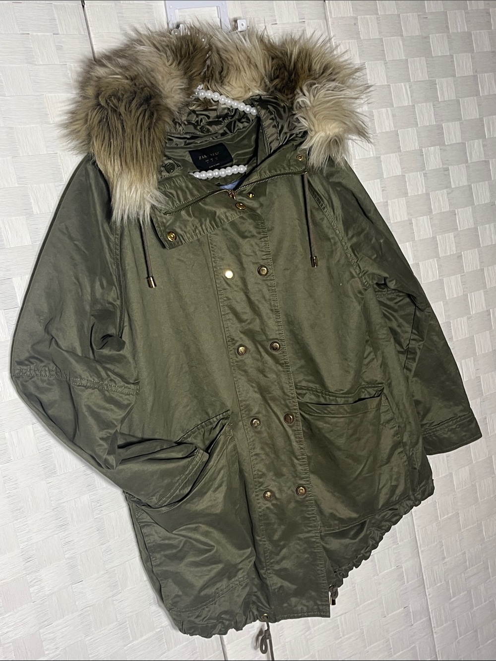Zara Olive Utility Coat Jackets Faux Fur Hood Gold hardware Eye Catching